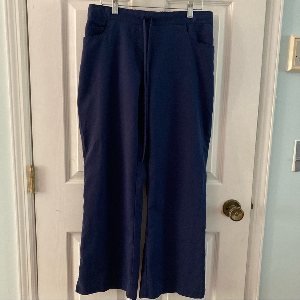 Grey’s Anatomy Women’s Flare Leg Scrub Pant